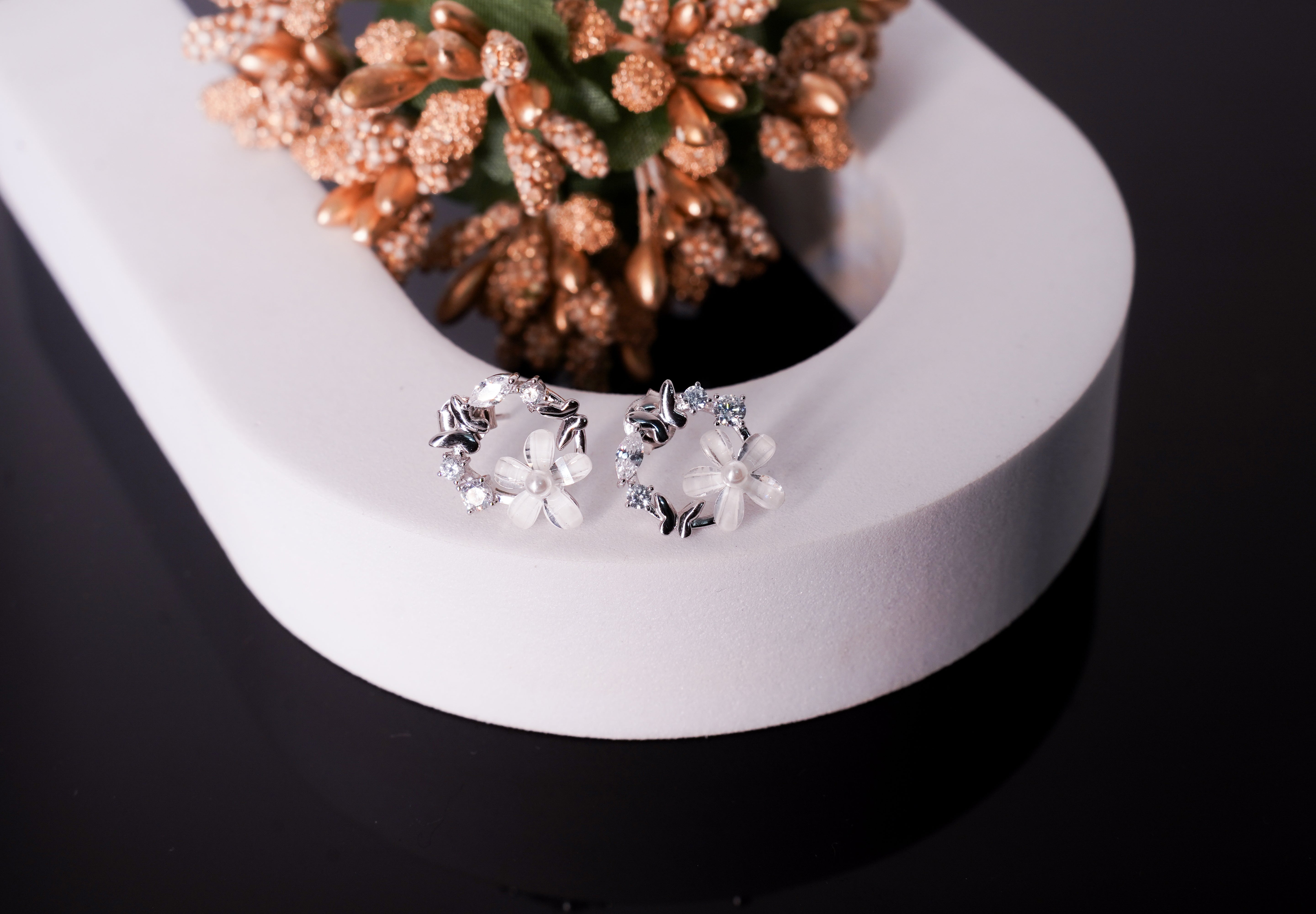The Flora & Flight Wreaths