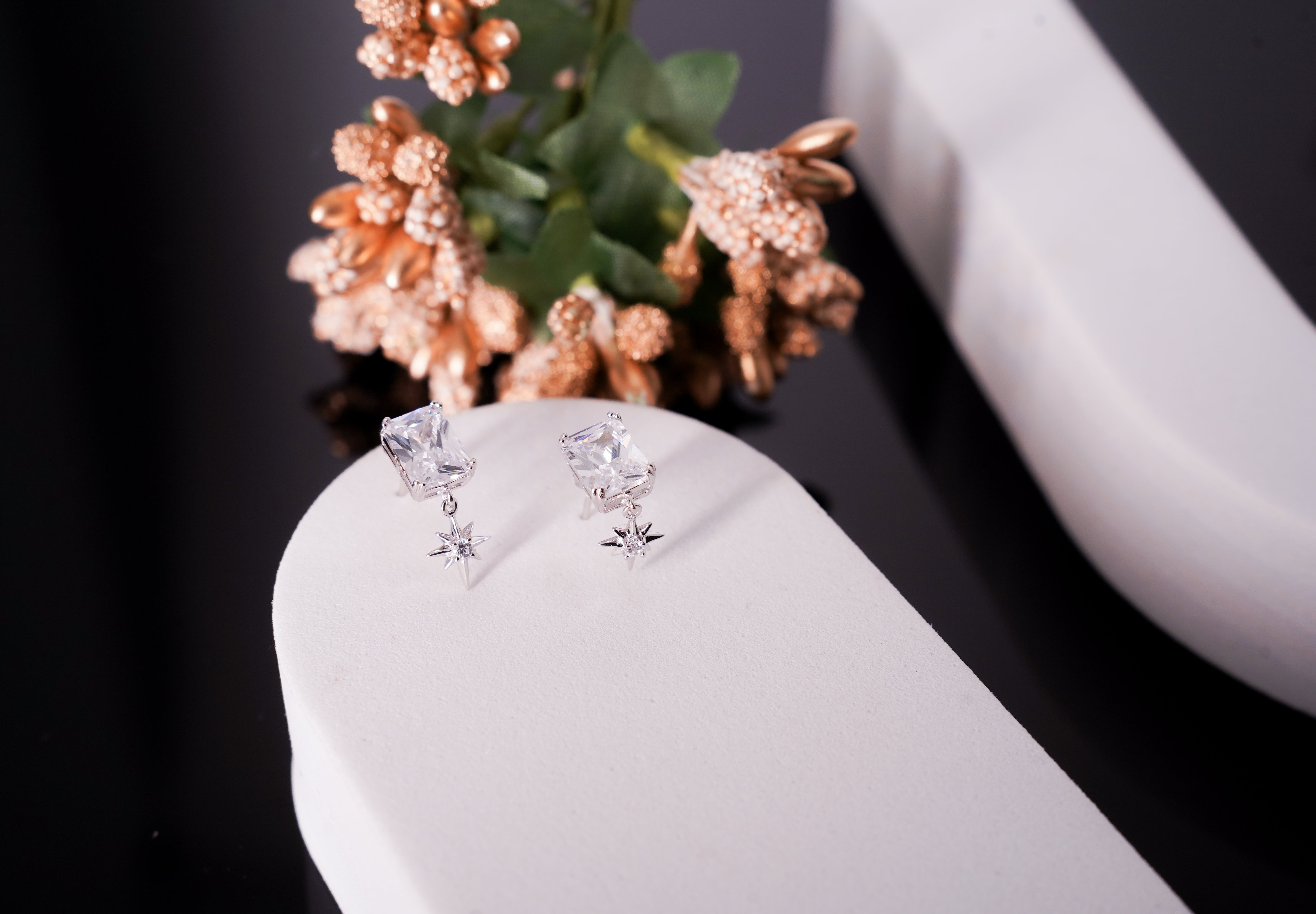 The North Star Solitaire Drops