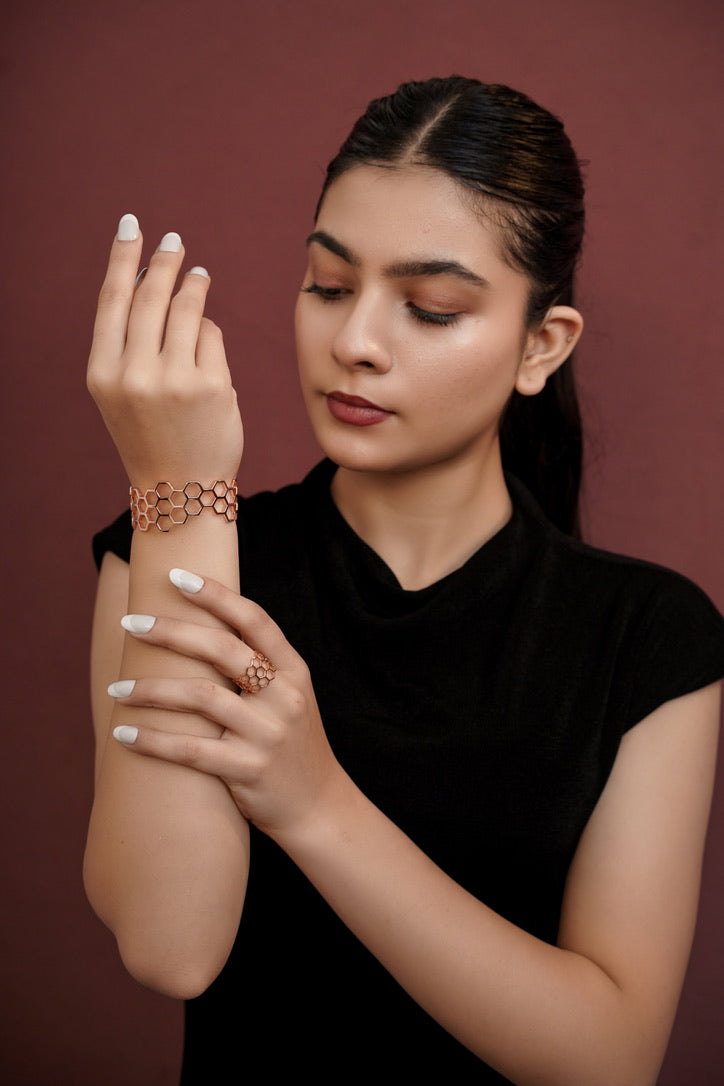 HoneyLuxe Cuff