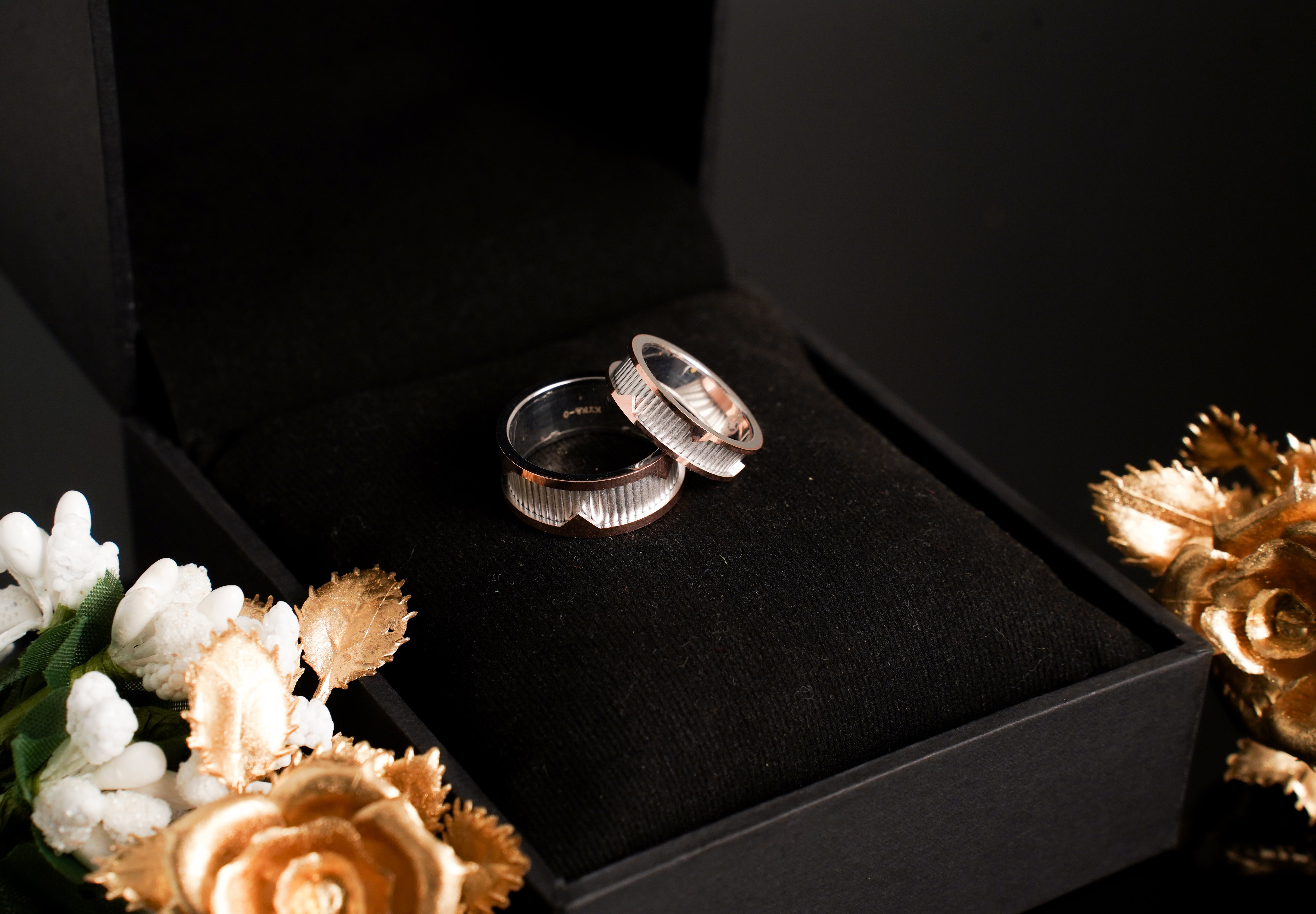 Crimson veil ring