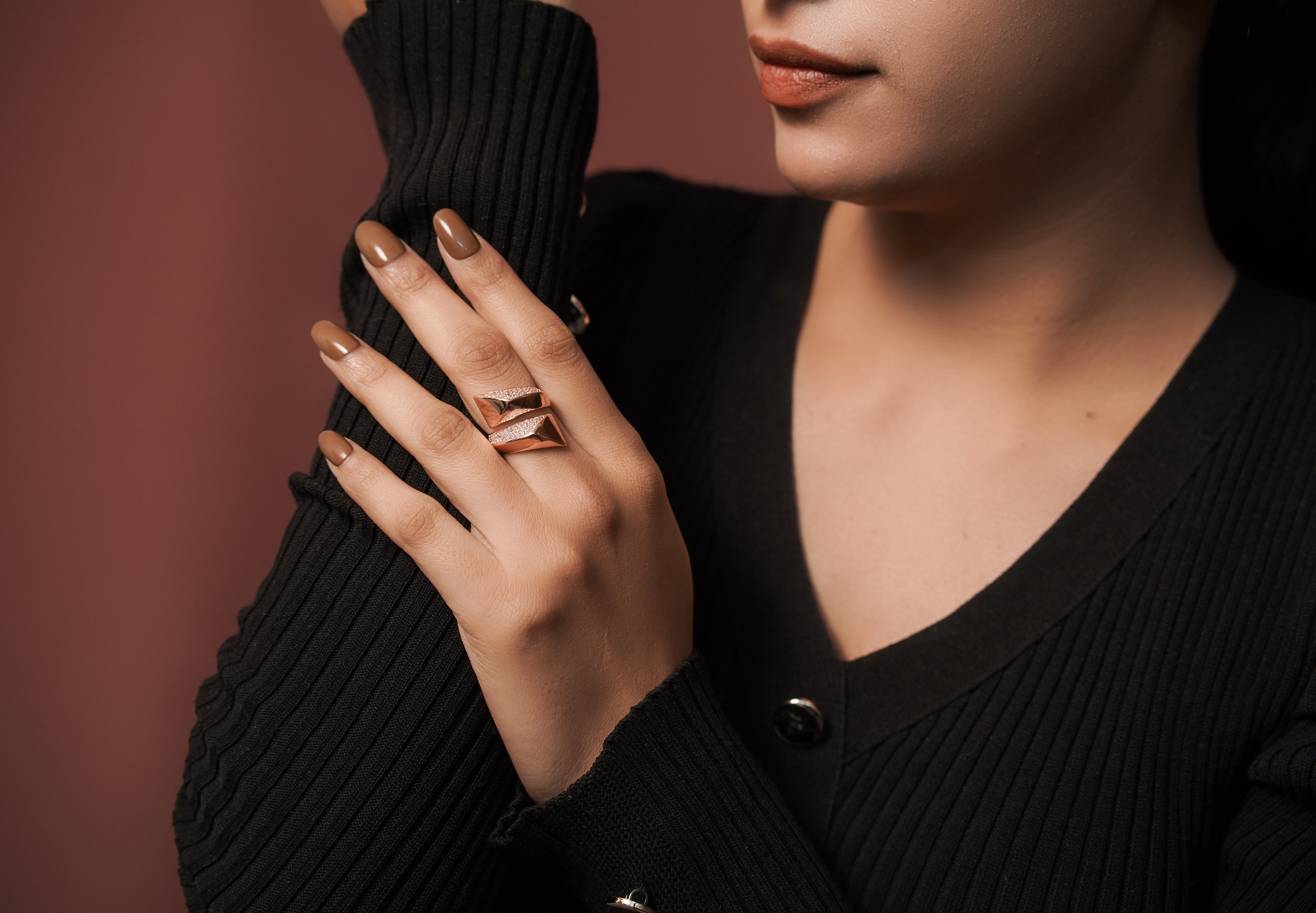 Kyra Rosé Coil Ring