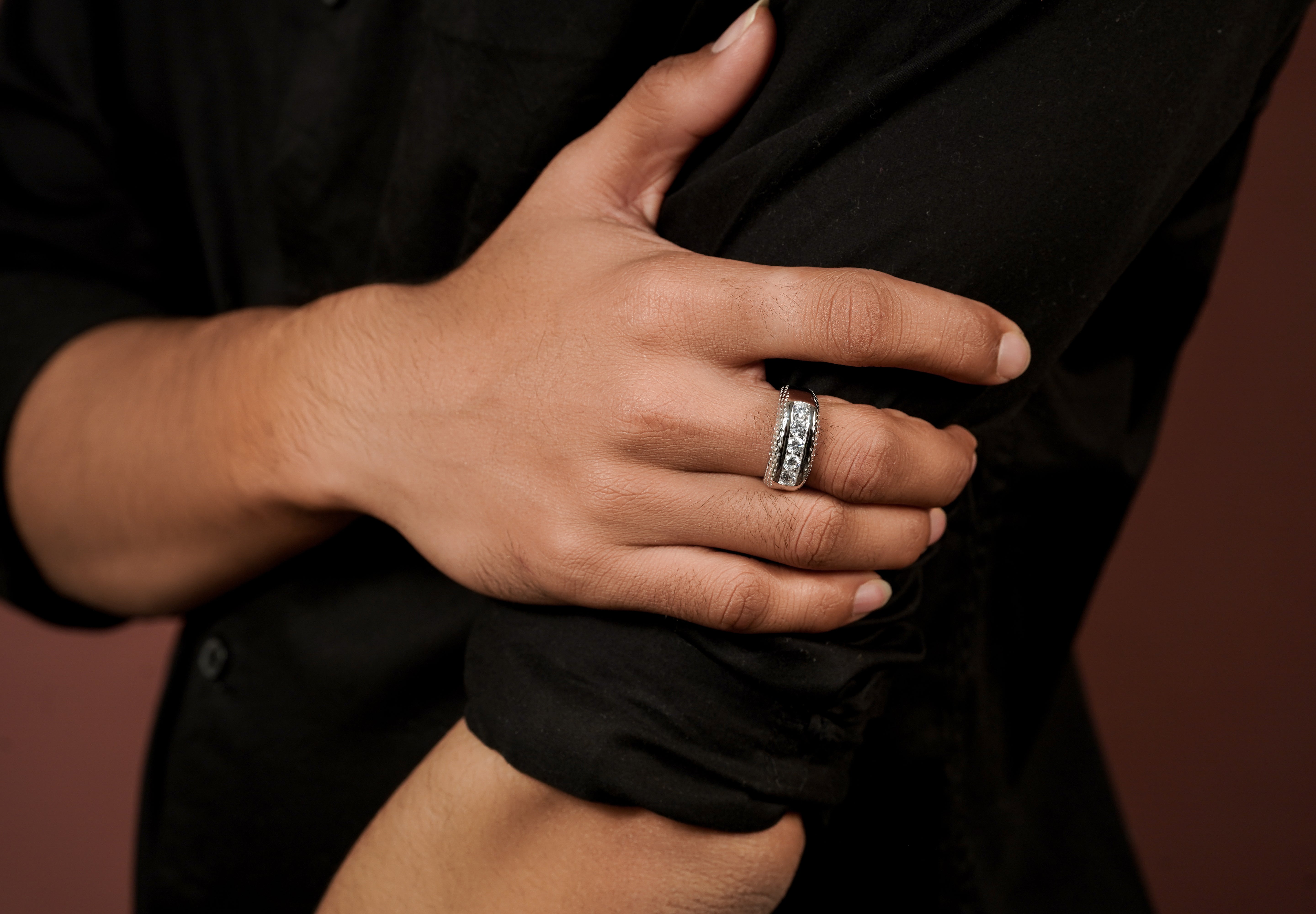 Kyra Apex Ring