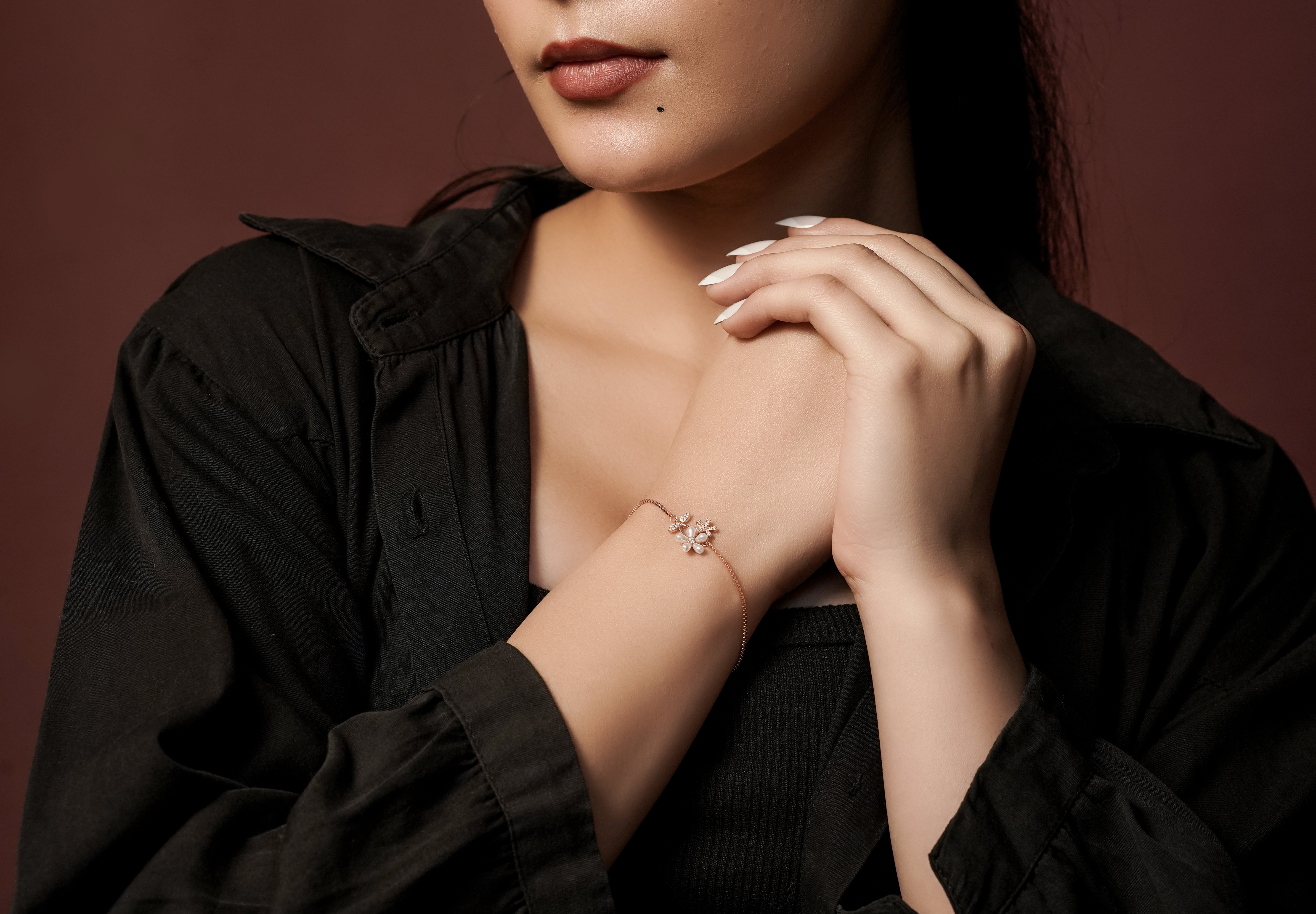 The Flora Pearl Slider Bracelet