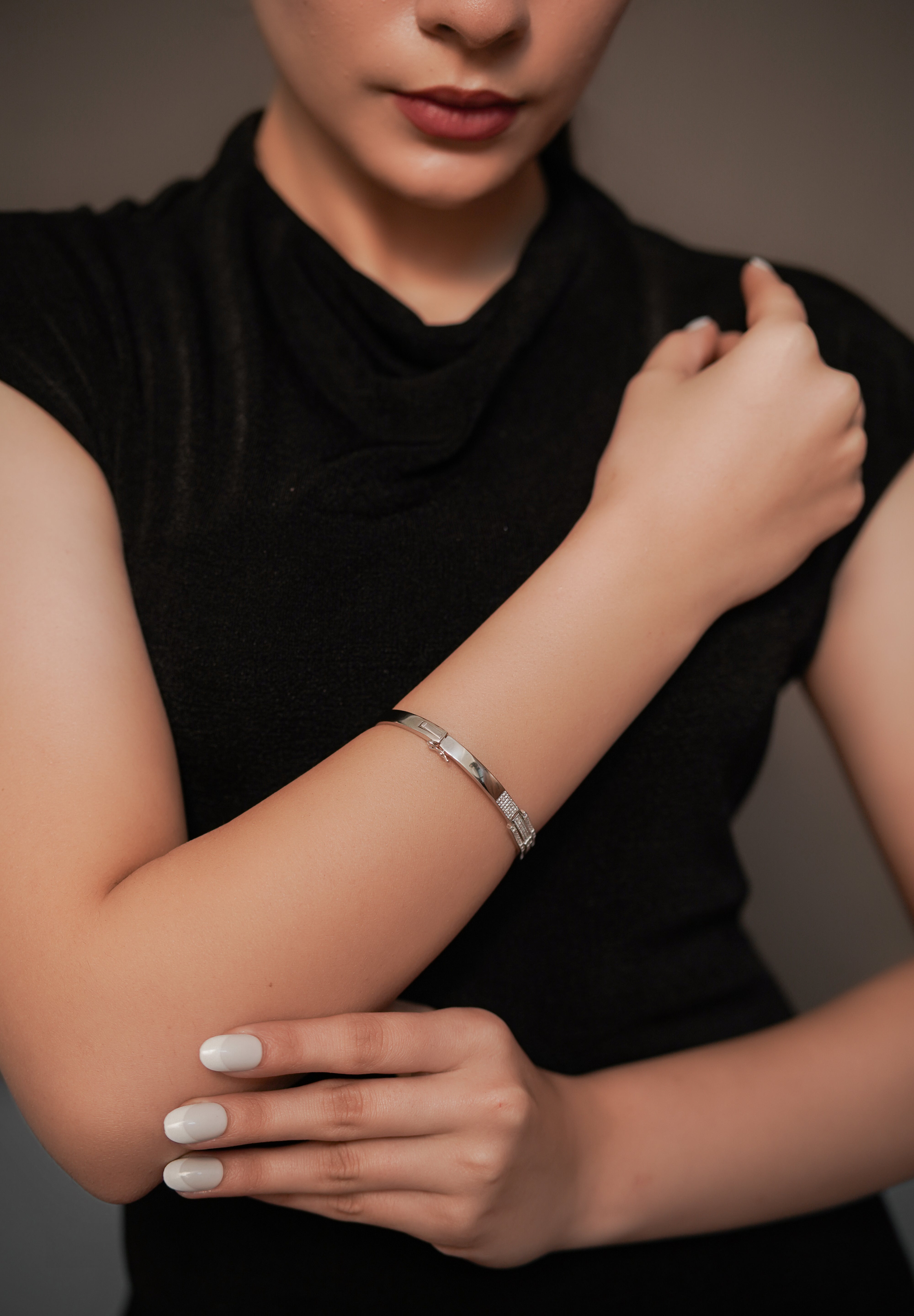 The Linear Luxe Bangle