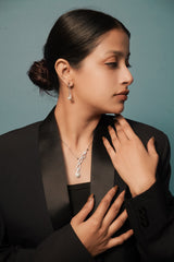 The Pearl Petal Cascade Set
