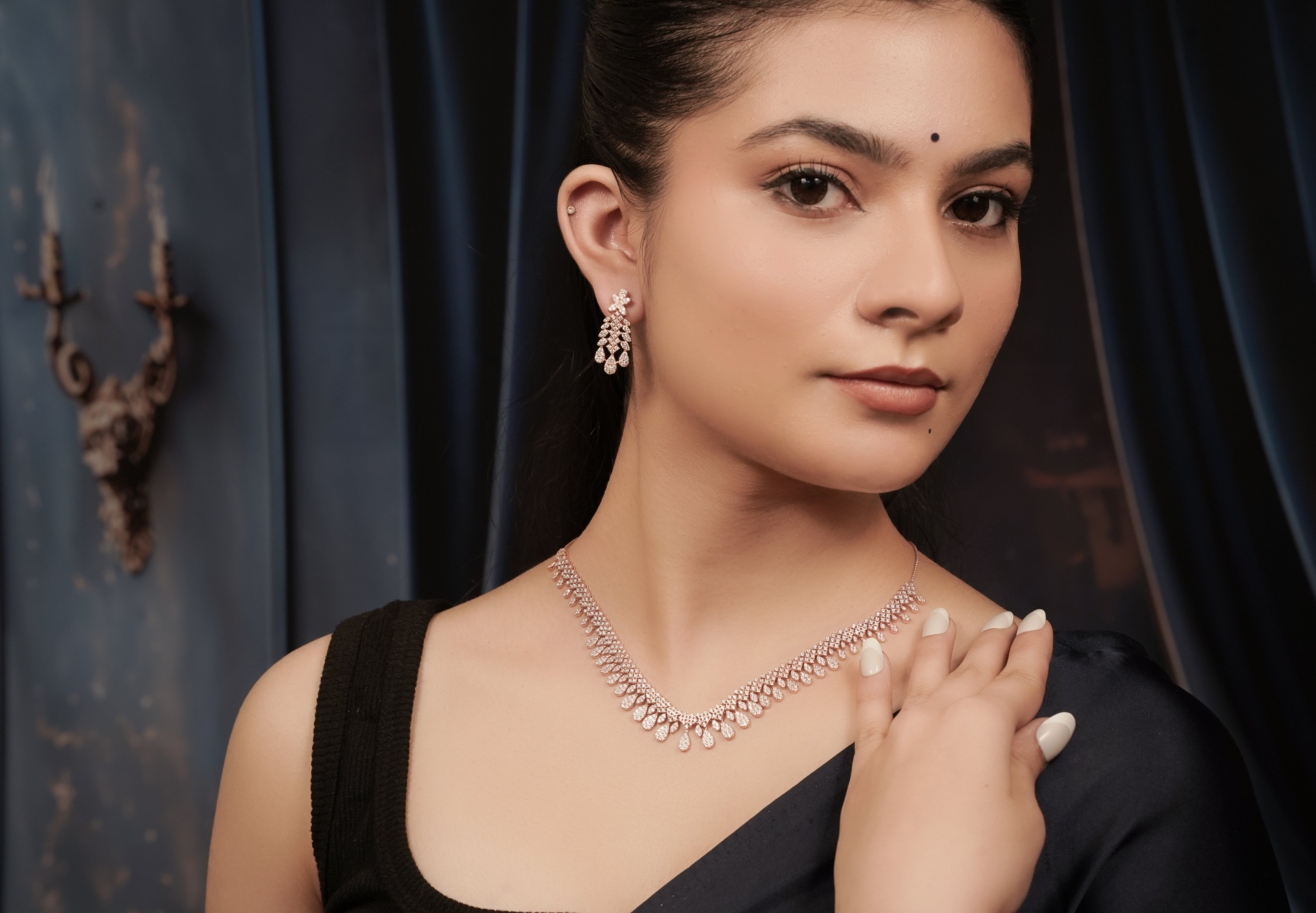 Kyra Celeste Dewdrop Necklace Set