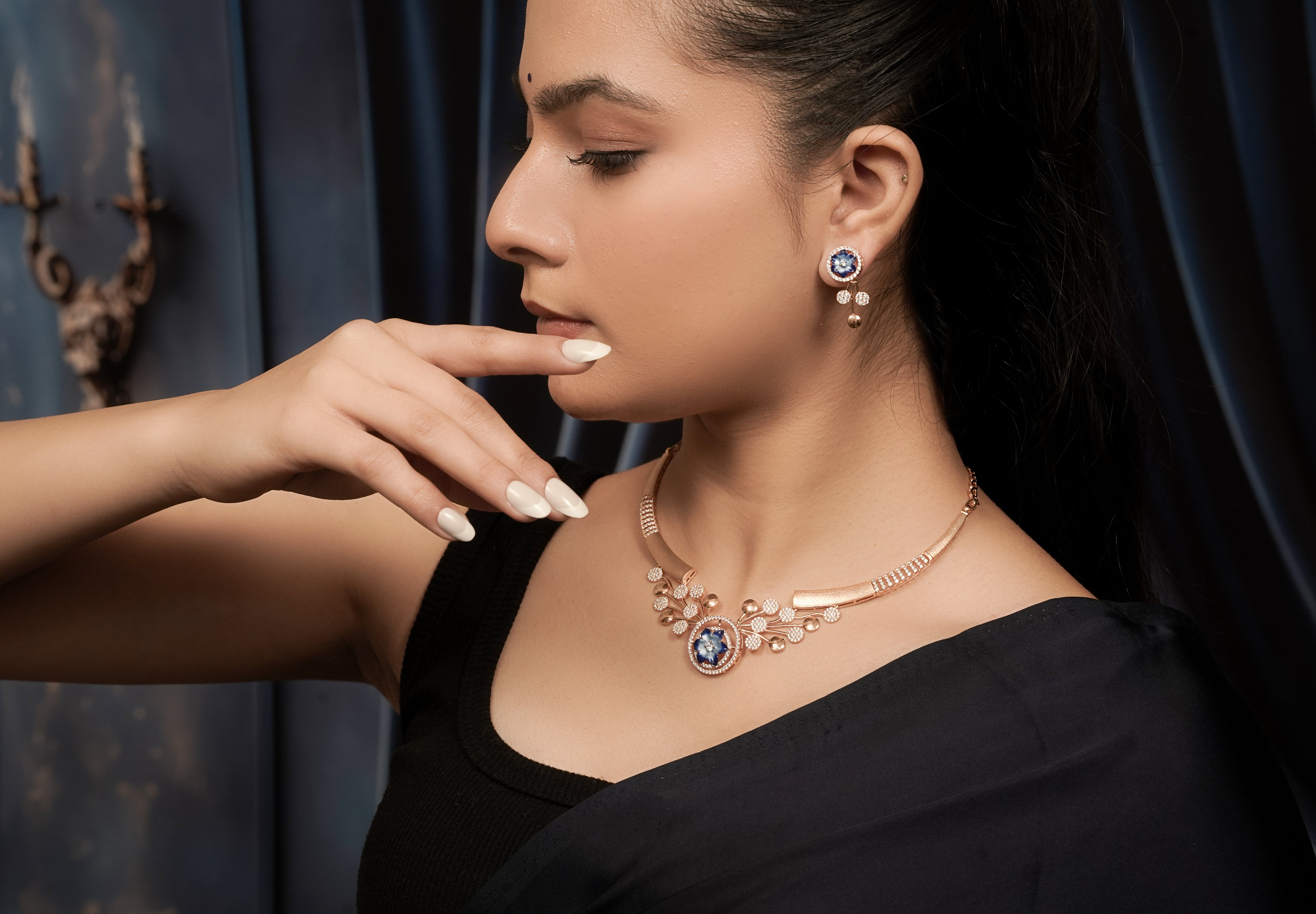 Kyra Celestial Azure Petal Collar Set.