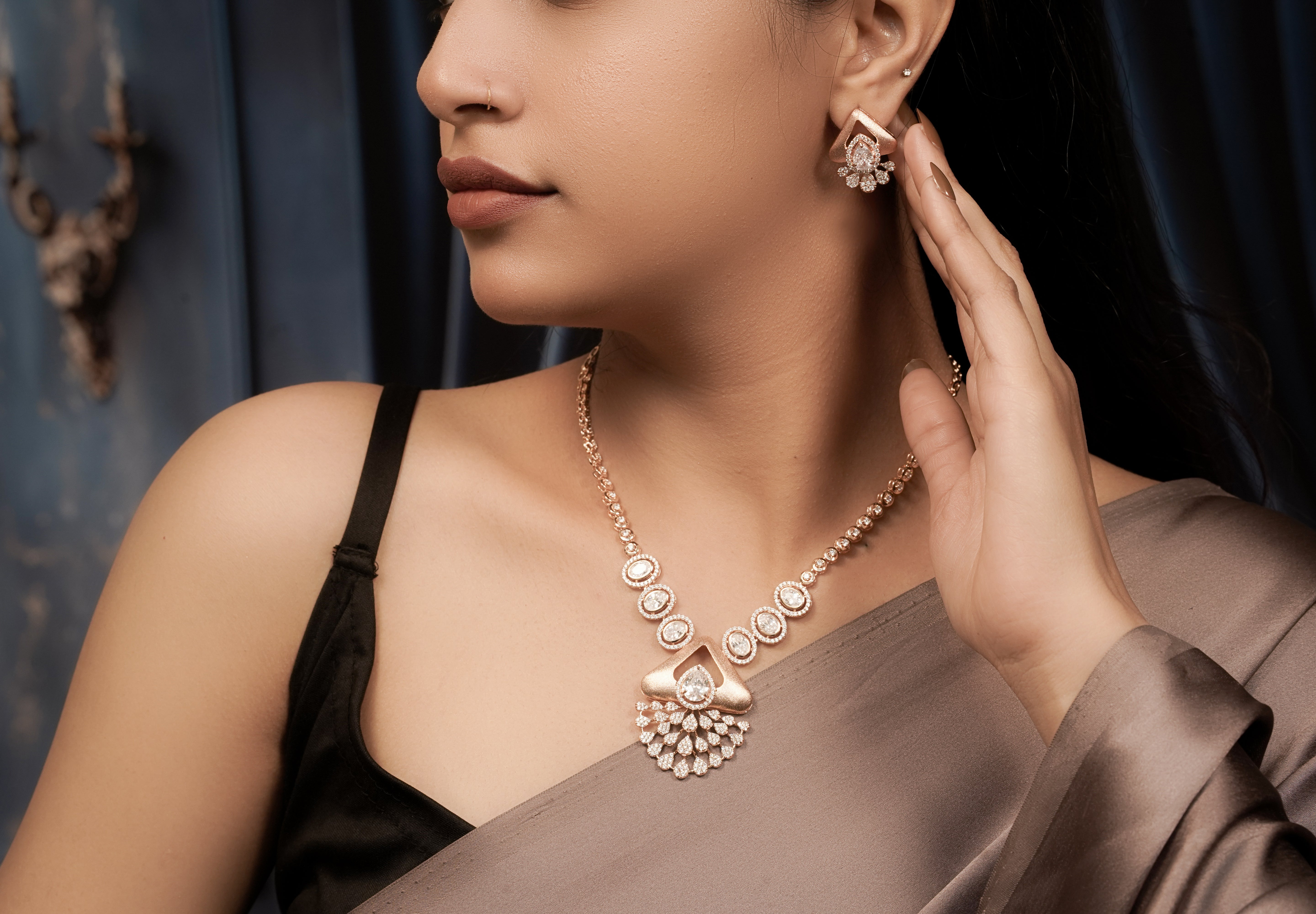 Kyra Triangle Motif  Diamond Set