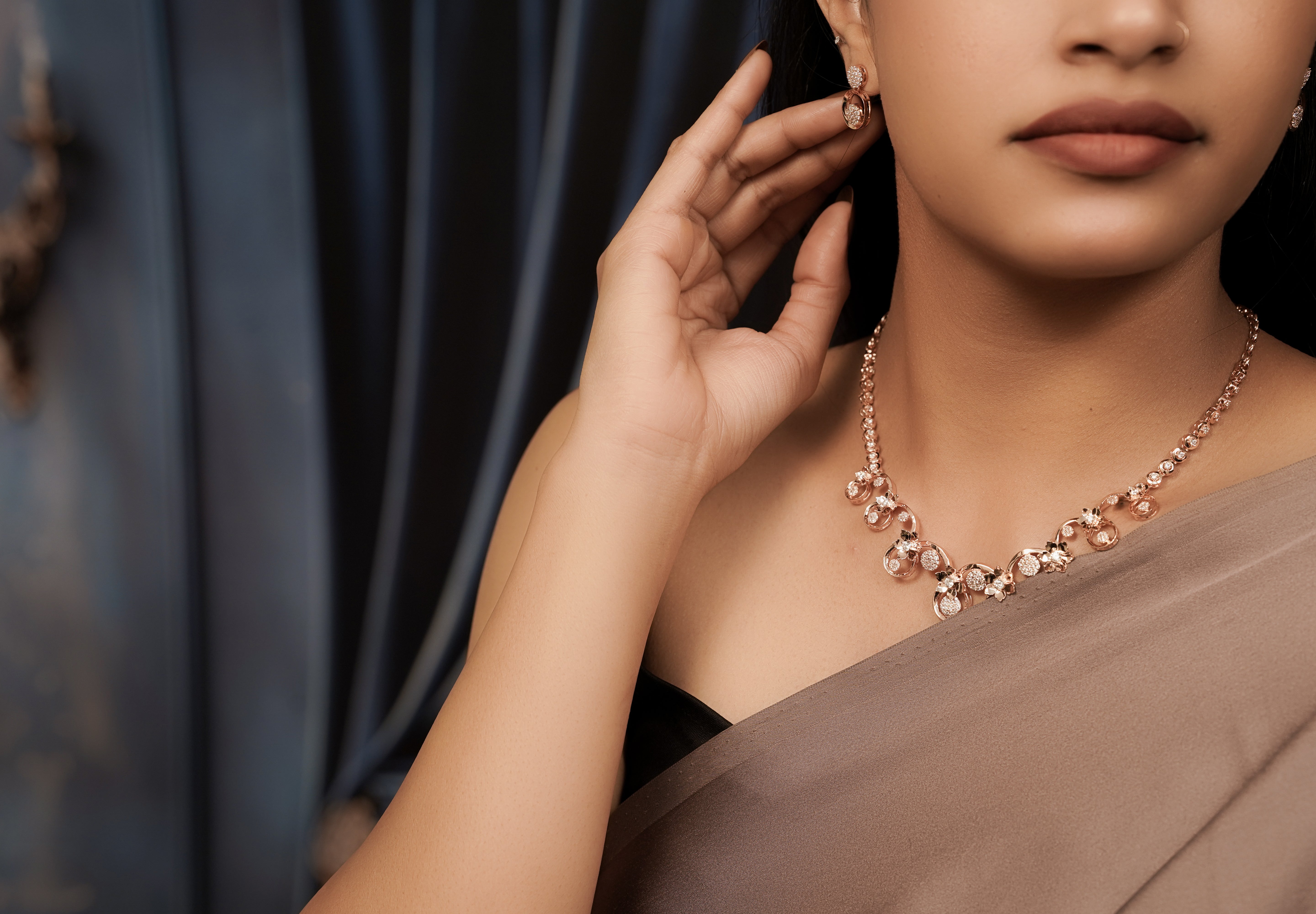 Cascade Teardrop Necklace Set