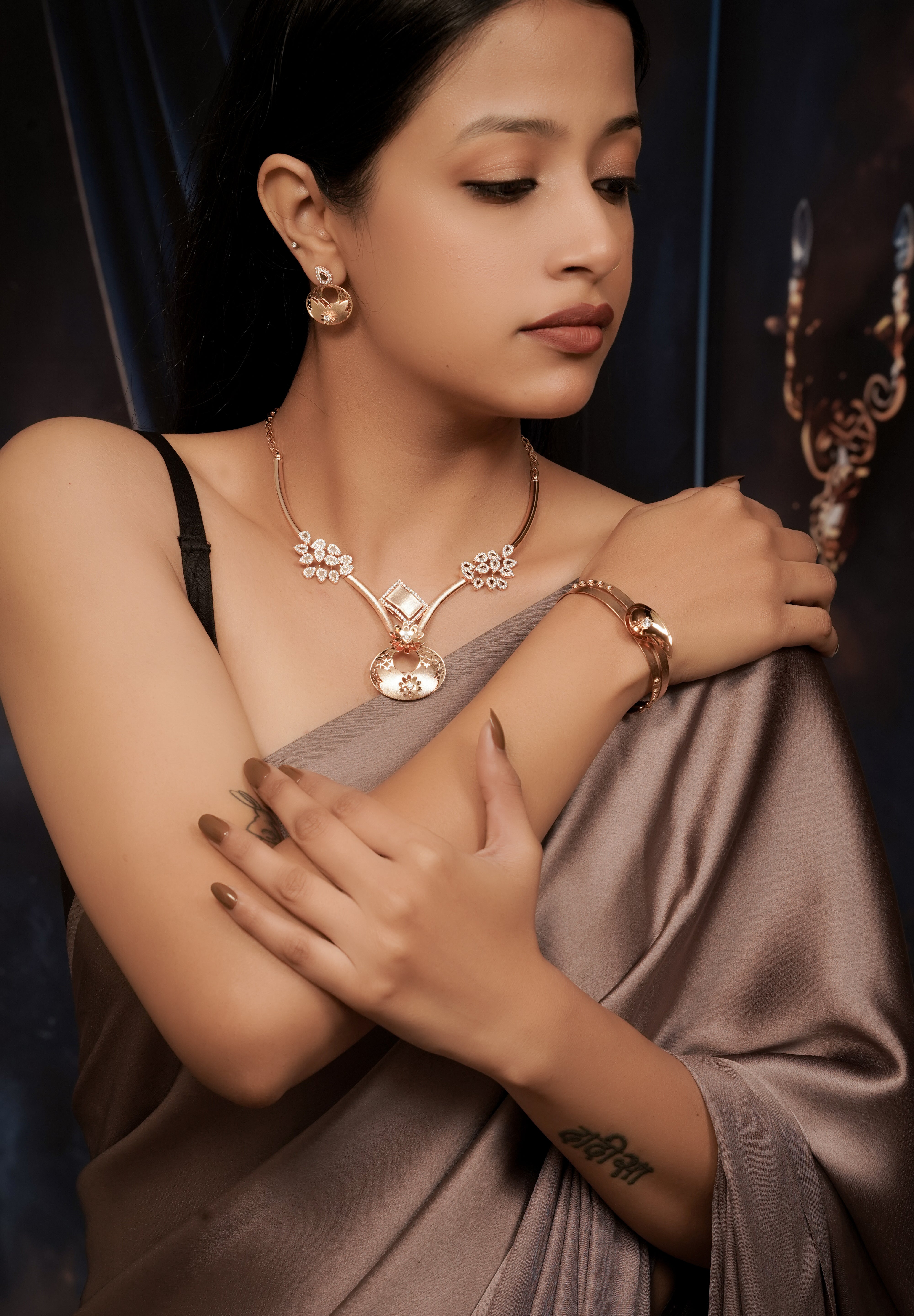 Luminaire Filigree Necklace Set