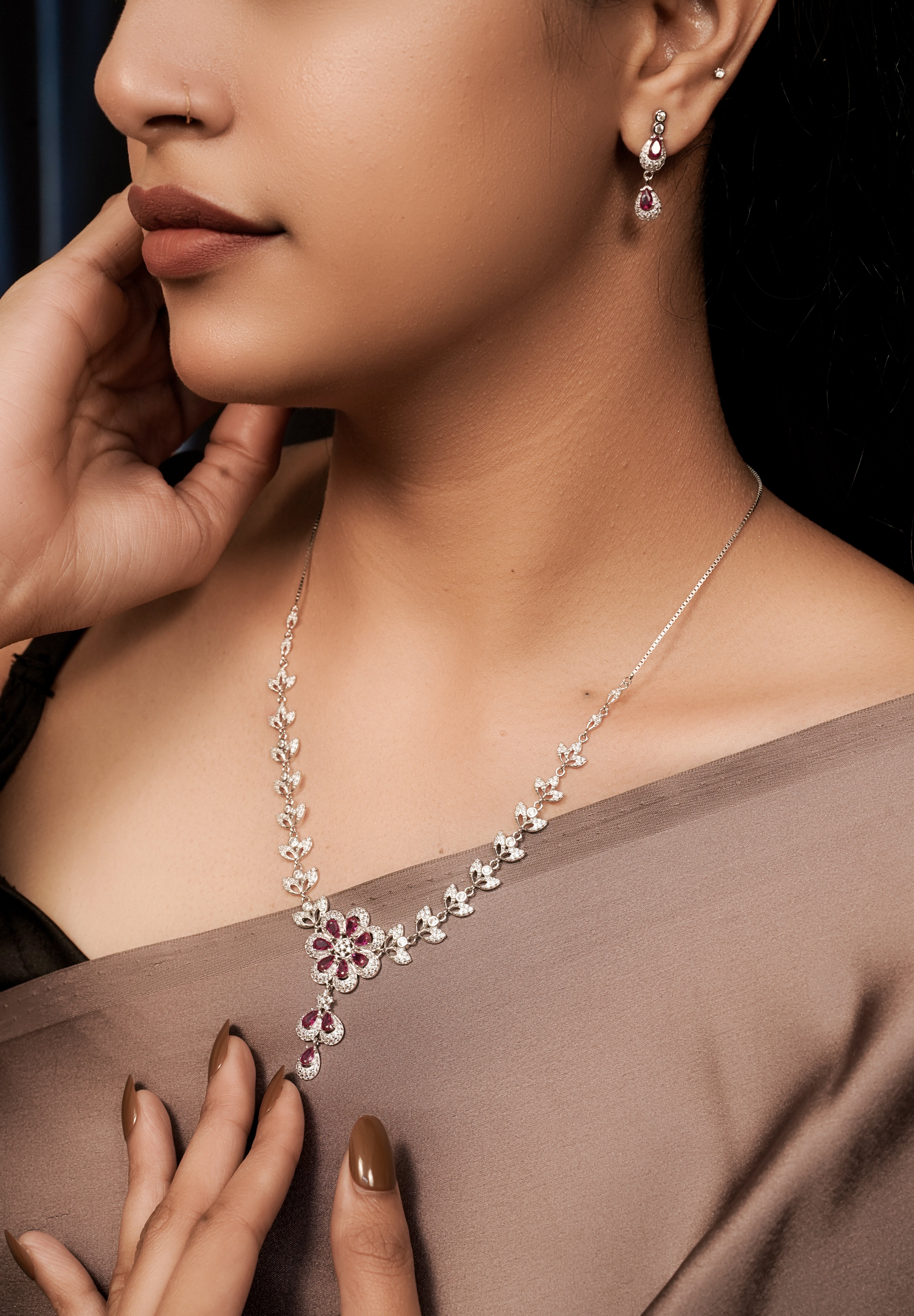 Crimson Petal Bloom Necklace Set