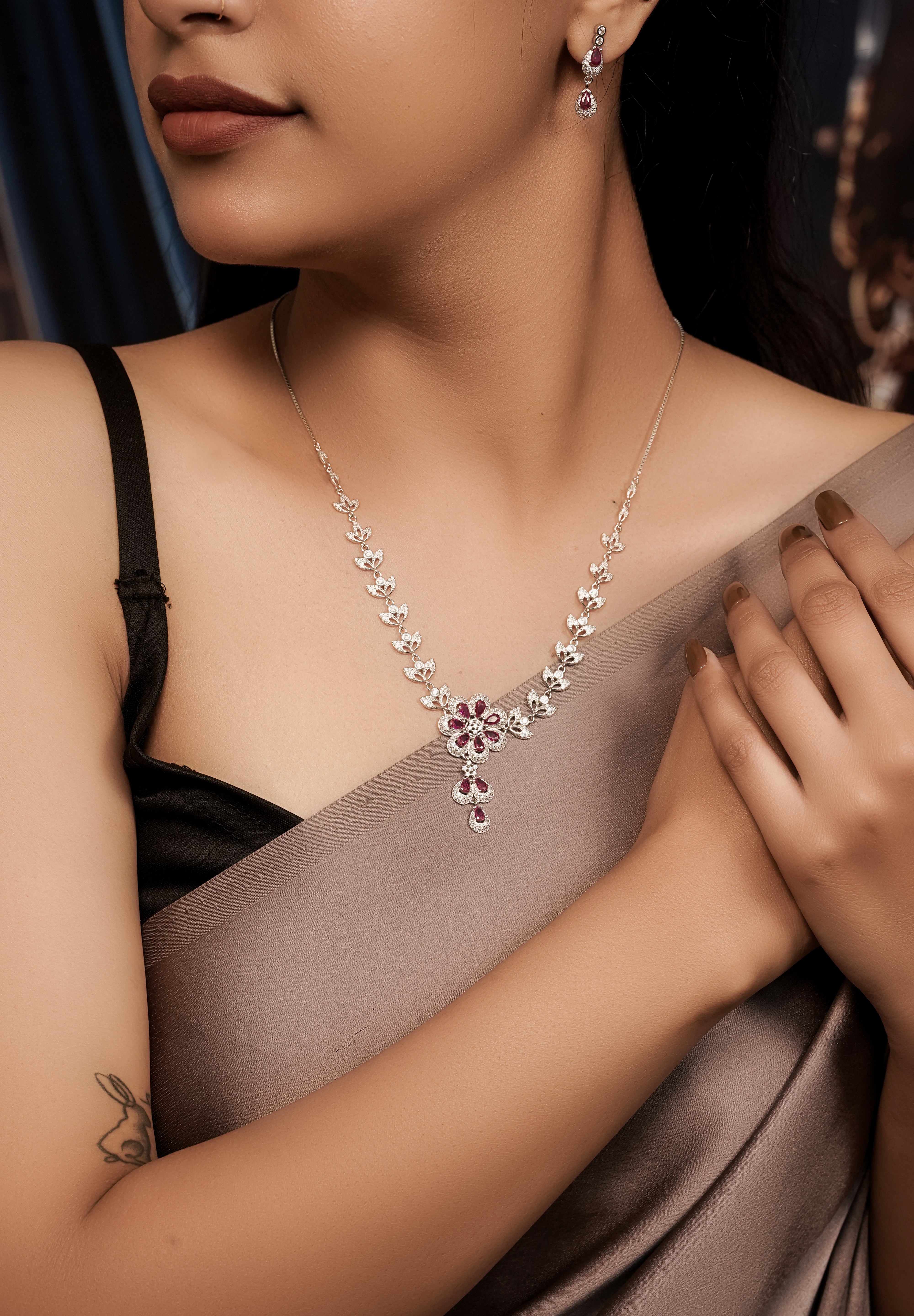 Crimson Petal Bloom Necklace Set