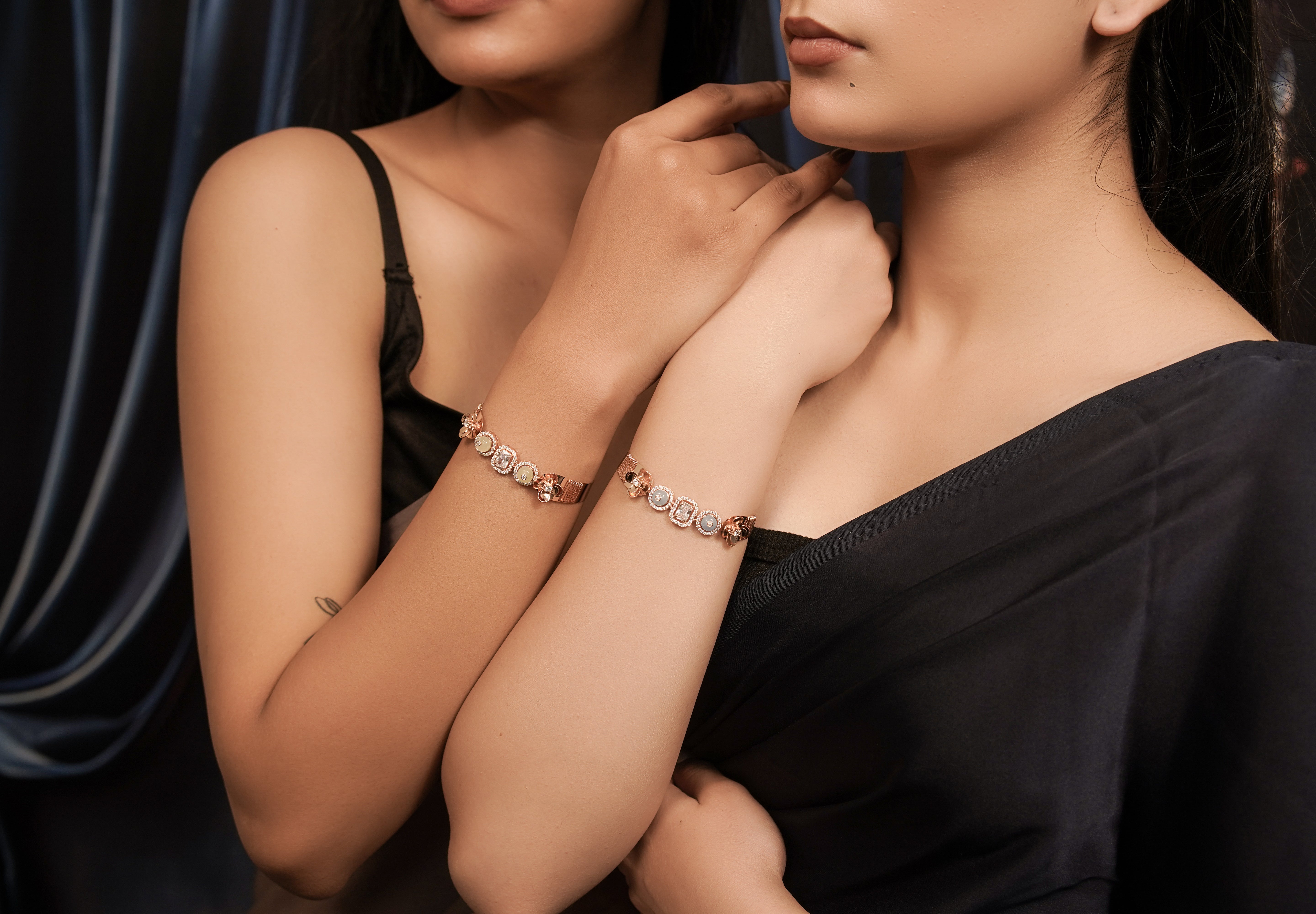 Gilded Elephant Mesh Bracelet