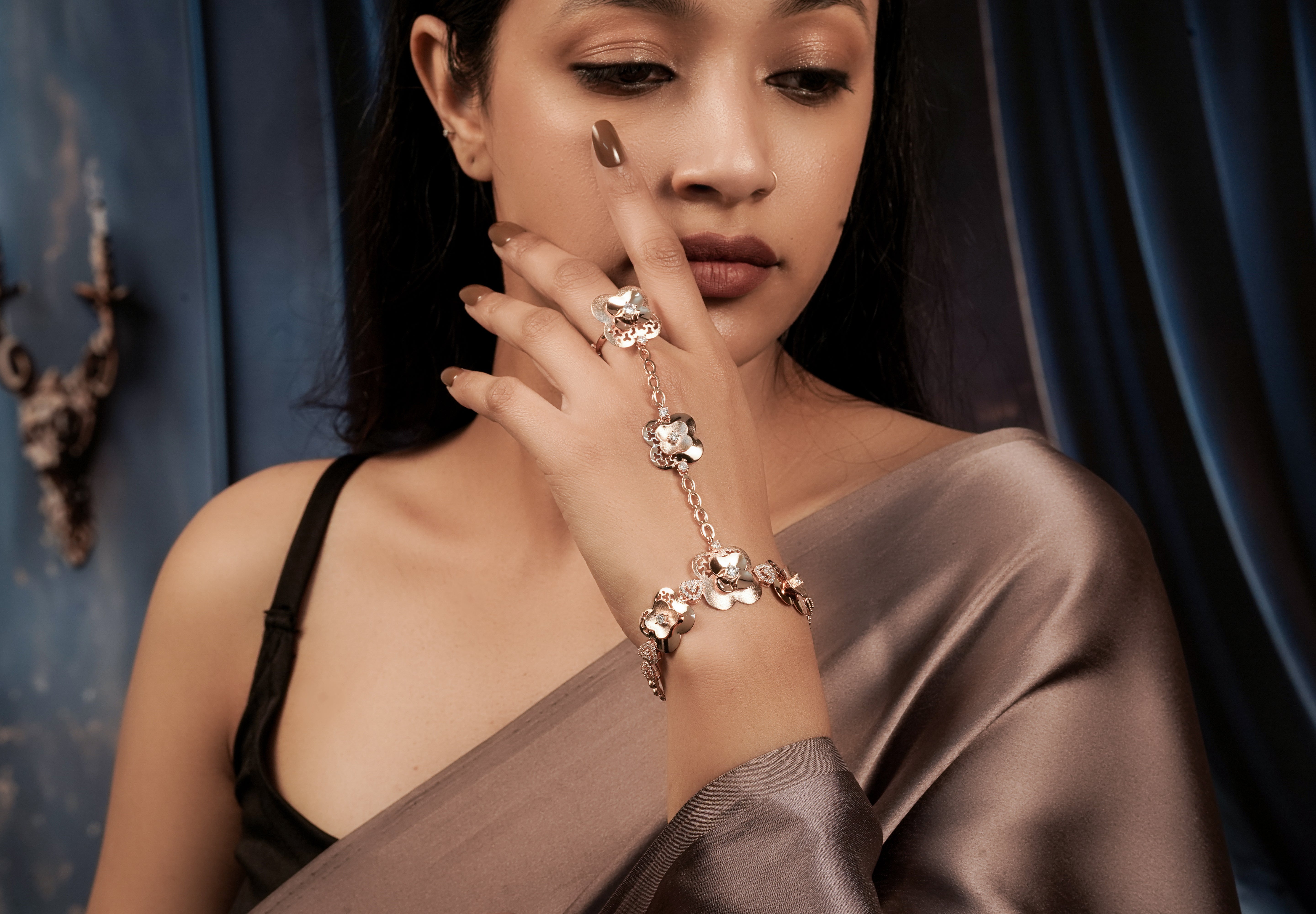 Filigree Flora Haath Phool