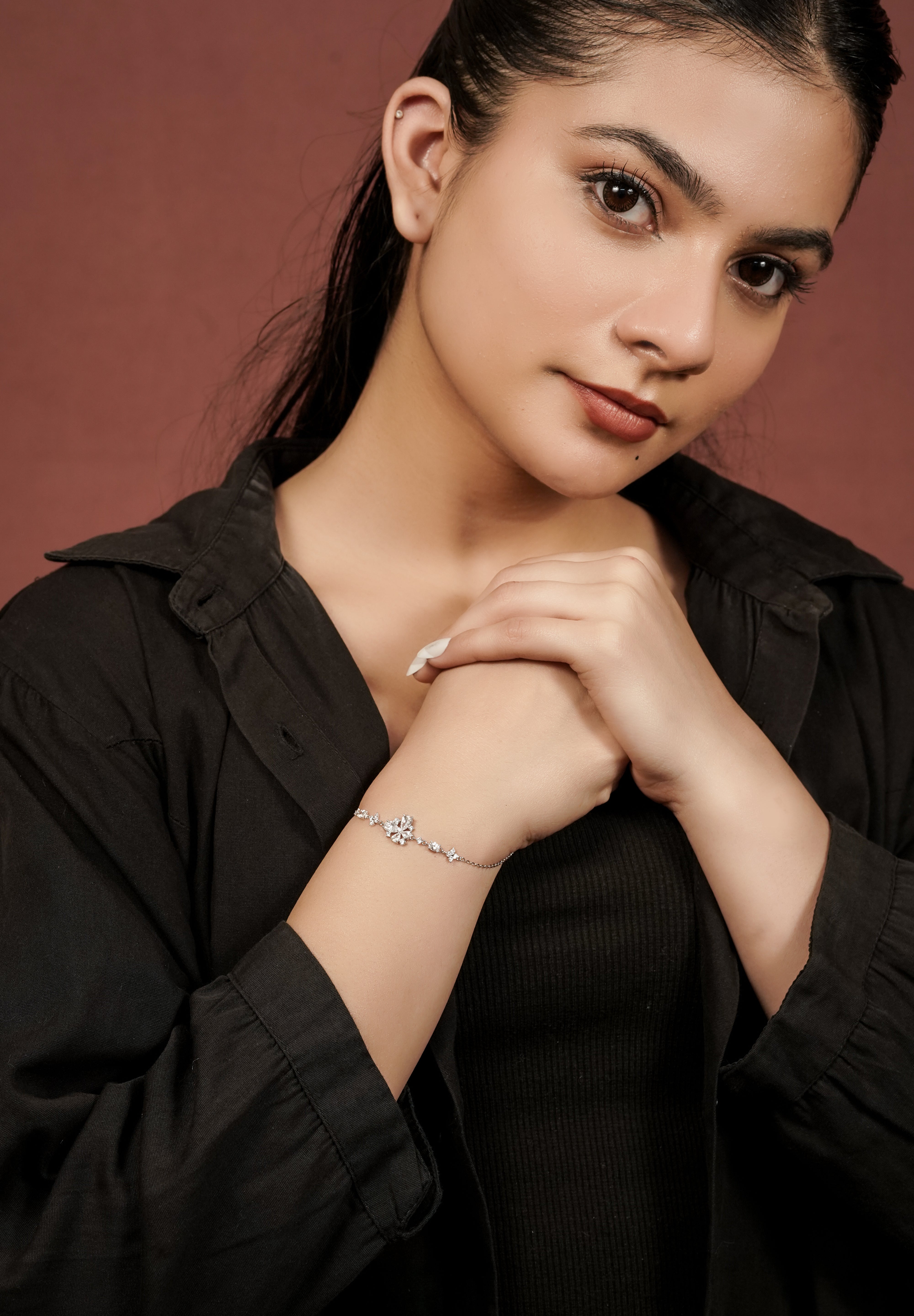 Kyra Elegant Vine Bracelet
