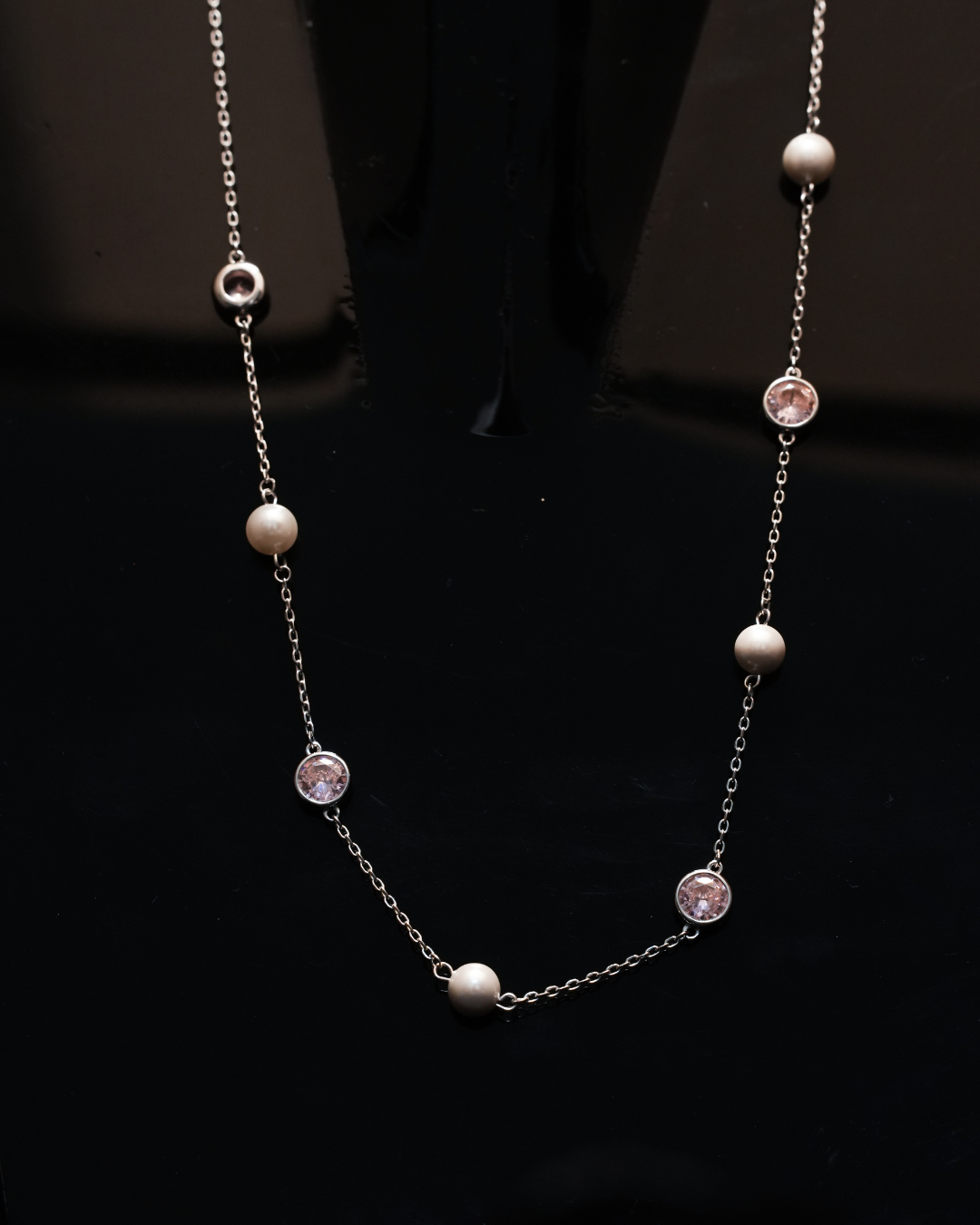 Kyra Luminous Pearl  Chain