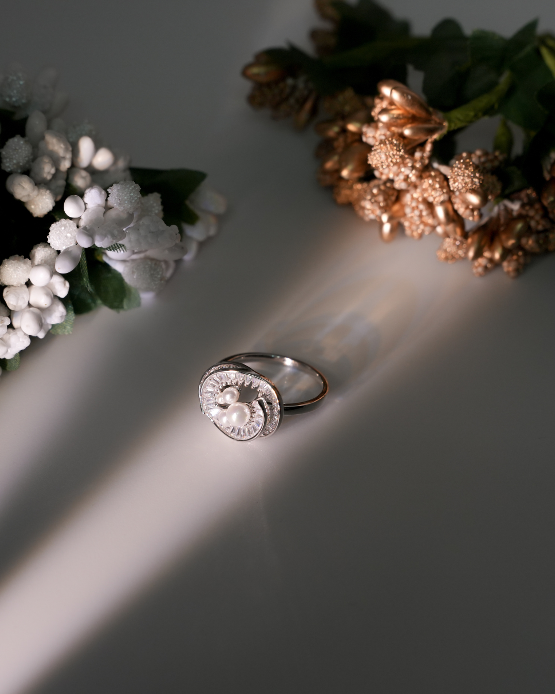 The Luna Pearl Medallion